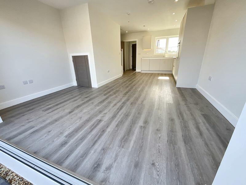 Additional image 4 of CHRISTCHURCH