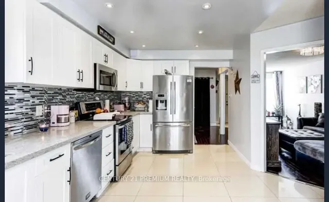 Additional image 8 of 14 Saddletree Tr