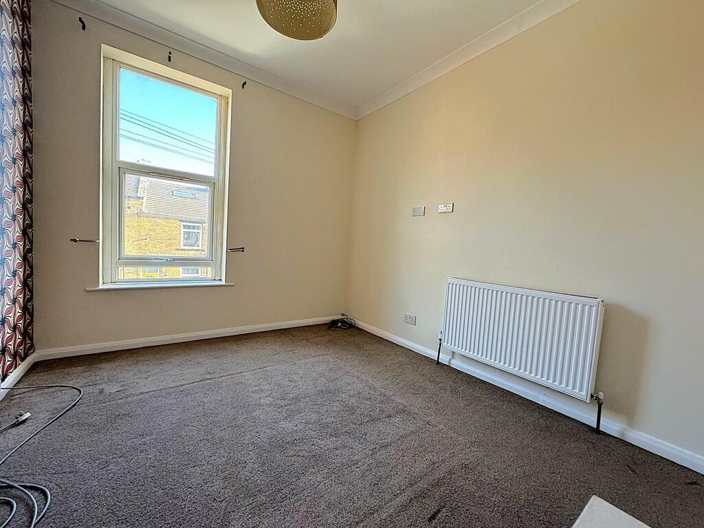 Additional image 4 of High Street, Thornton