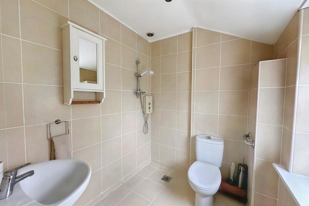 Additional image 16 of Verwood