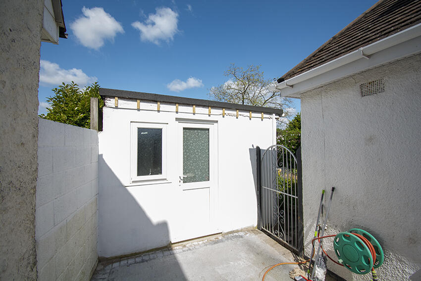 Additional image 7 of Large 1 Bedroom Apartment