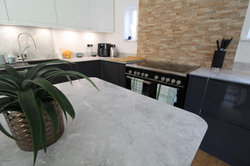 Additional image 10 of Queens Park, Bournemouth, BH8 9NP