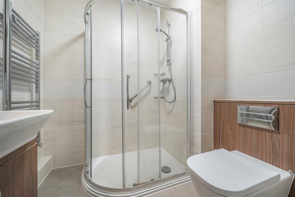 Additional image 3 of Hale Lodge, Littlehampton