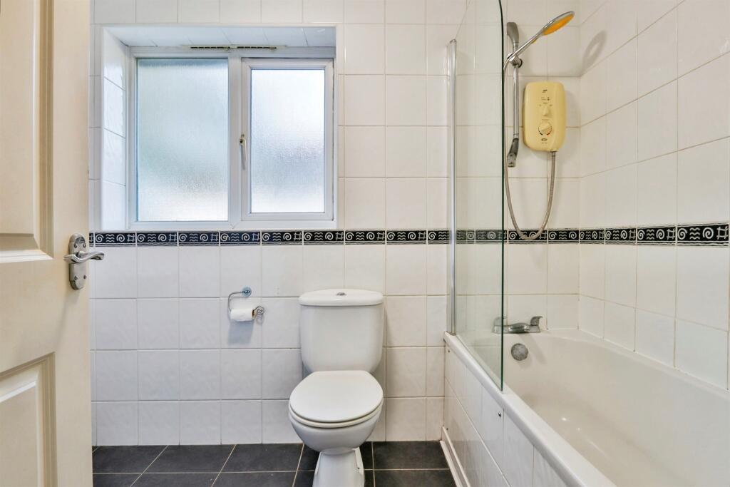 Additional image 5 of Holdenhurst Road, Bournemouth