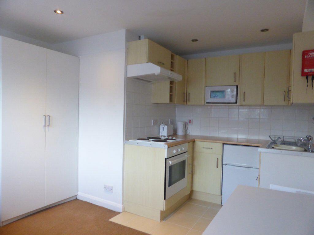 Additional image 4 of Hawkhurst Road - P1021