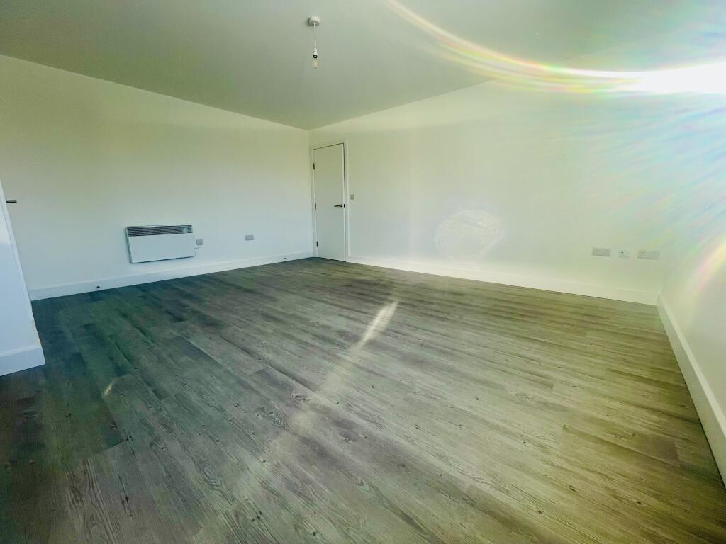 Additional image 9 of Bingley road