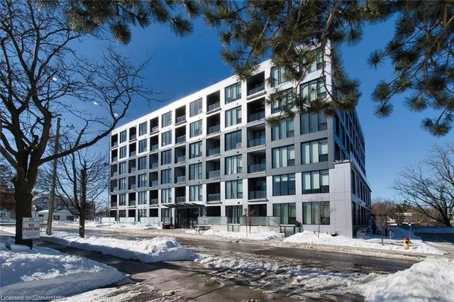690 King St Unit 416