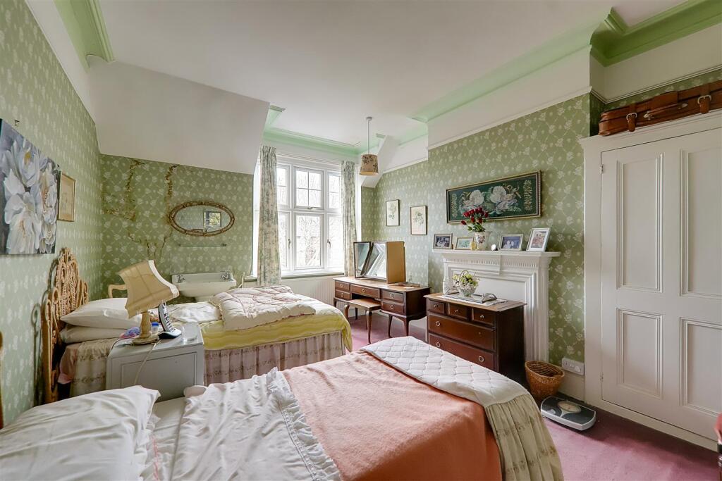 Additional image 13 of Parkfield Road, Tarring, Worthing