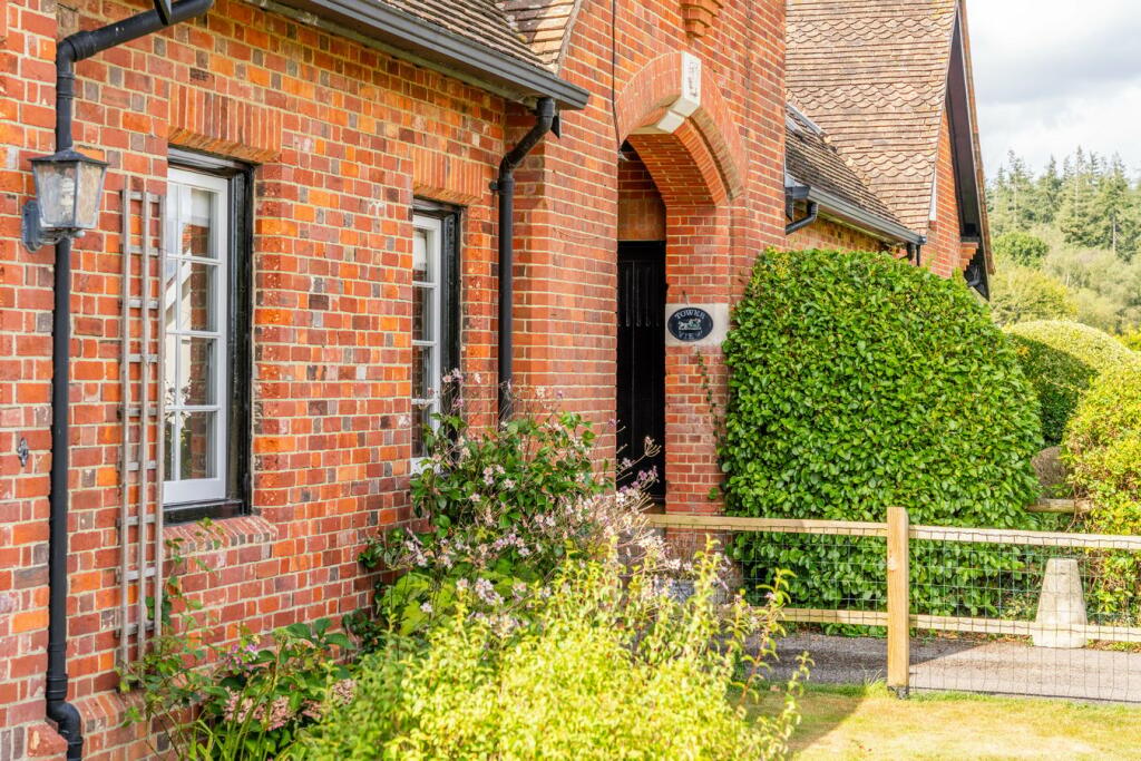 Additional image 56 of Ossemsley, Christchurch, BH23