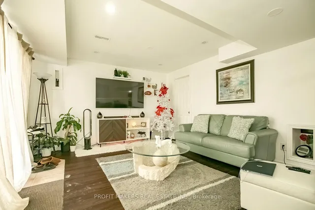 Additional image 21 of 16 Miracle Tr