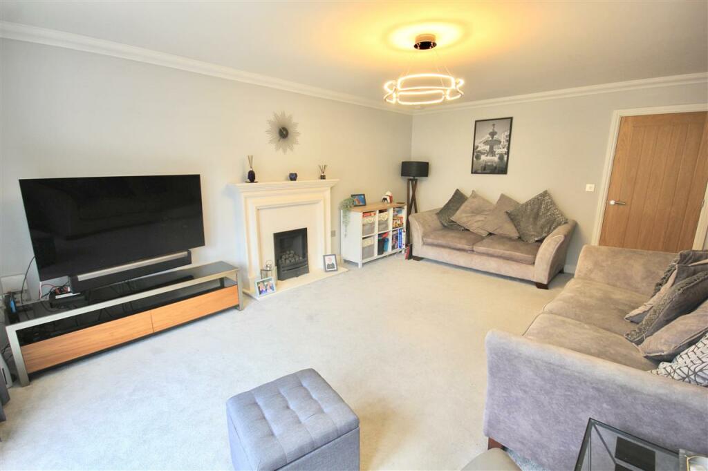 Additional image 8 of Constance Road, Wimborne