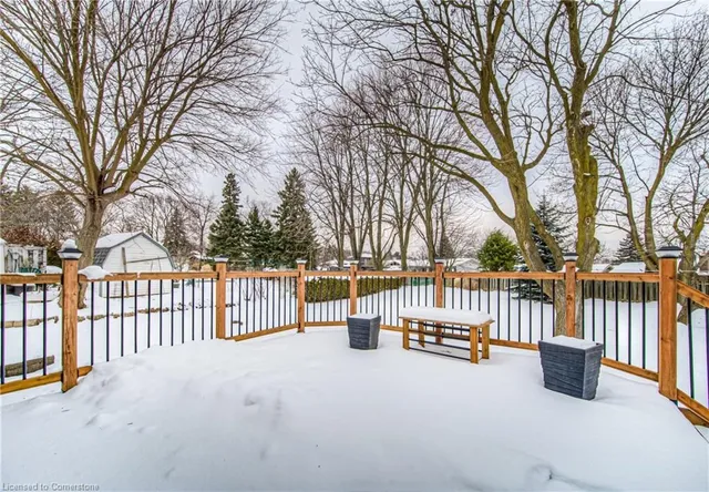 Additional image 46 of 83 Cloverdale Cres