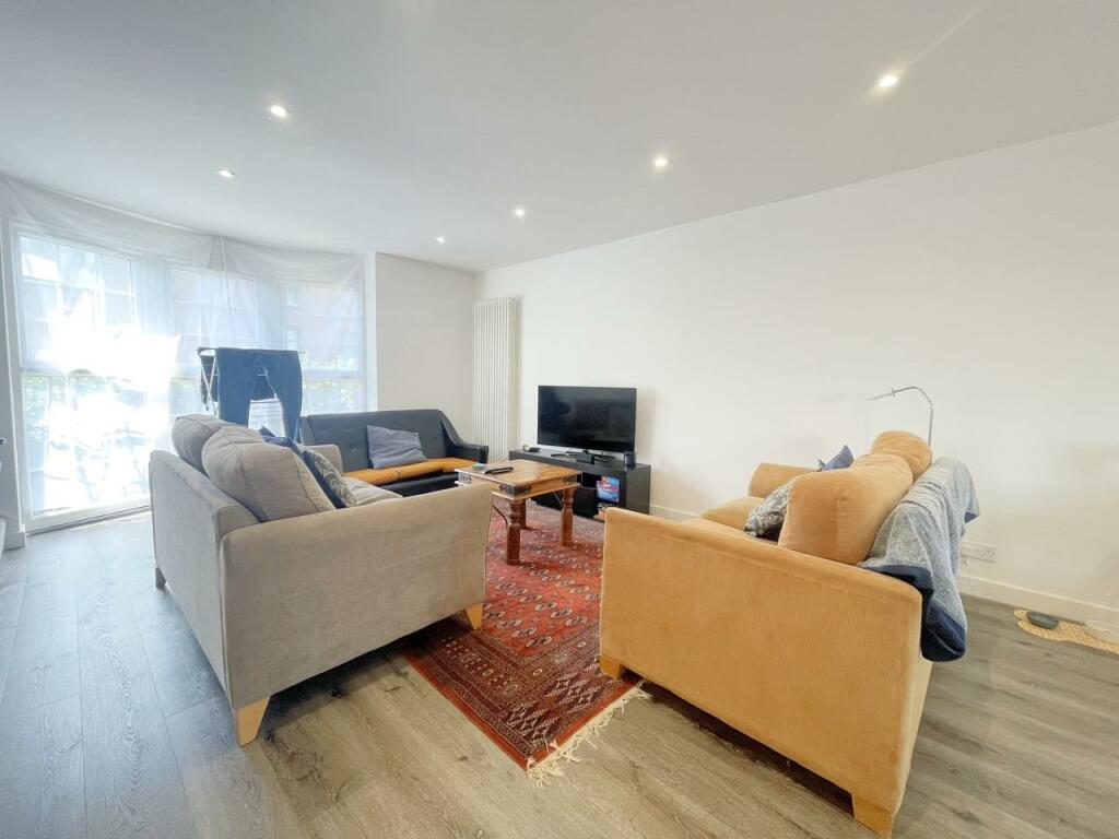 Additional image 4 of Robin Dene, Brighton