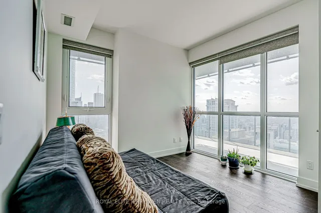 Additional image 13 of 7 Grenville St Unit 4811