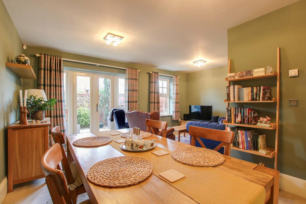 Additional image 15 of Homefield Close, Winkton, Christchurch, BH23