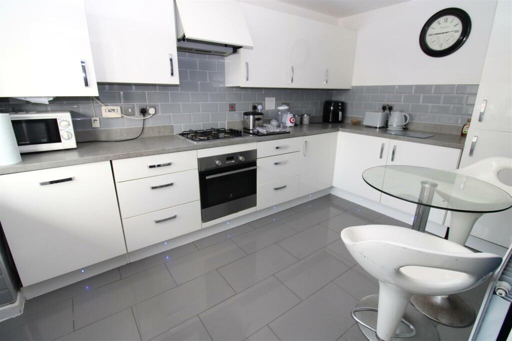 Primary image of Benjamin Gray Drive, Littlehampton