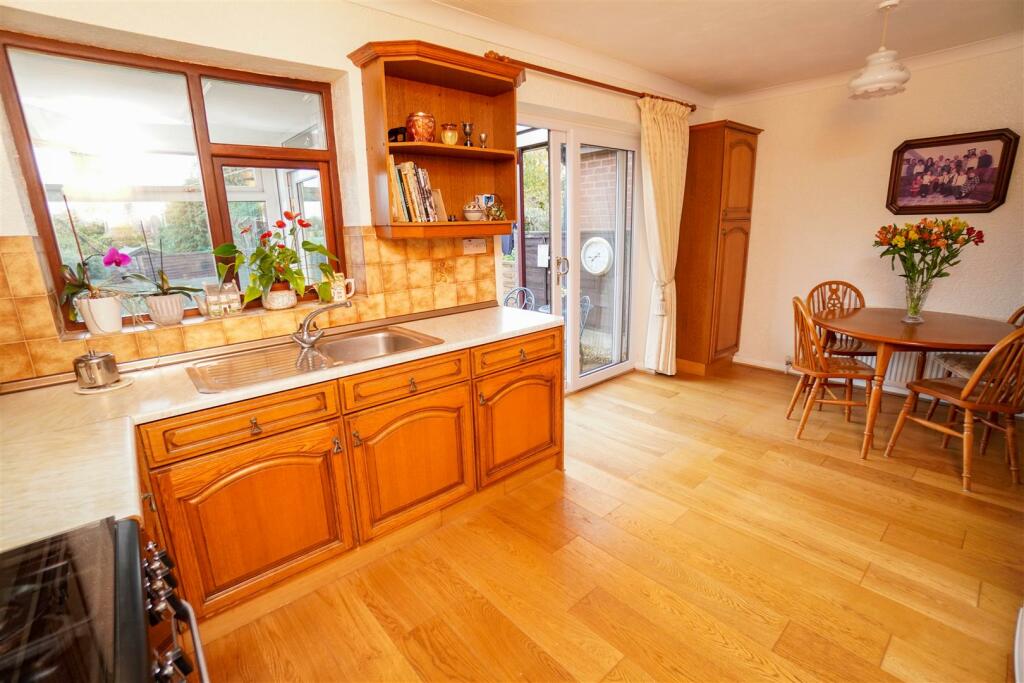 Additional image 6 of Dobb Brow Road, Westhoughton, Bolton