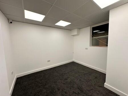 Additional image 4 of 348 Bury Road, Bolton, Lancashire, BL2