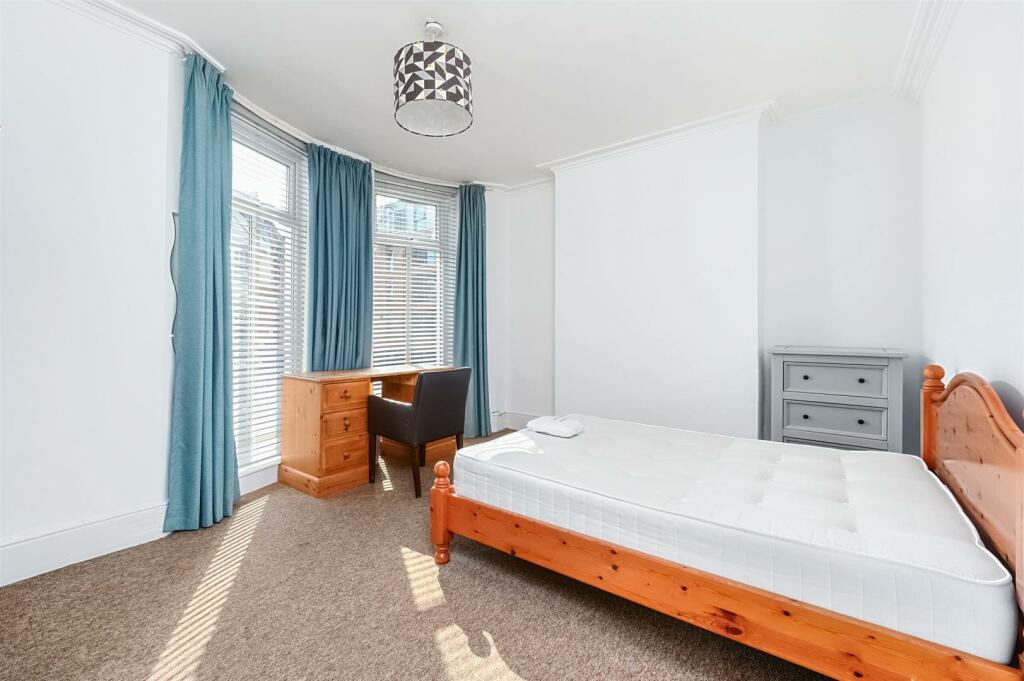 Additional image 12 of London Road