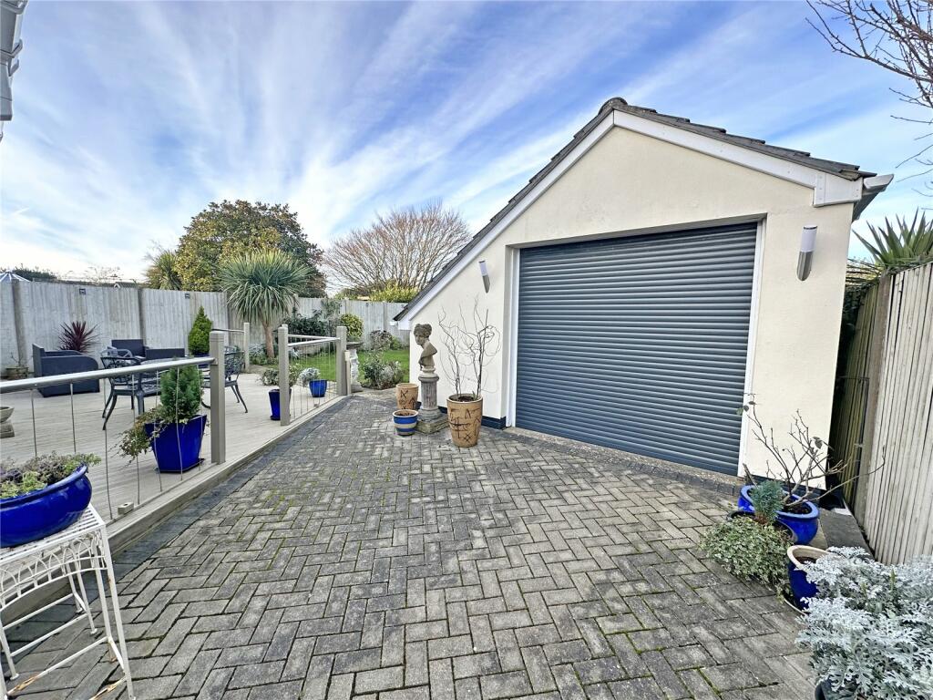 Additional image 22 of Beechwood Avenue, New Milton, Hampshire, BH25