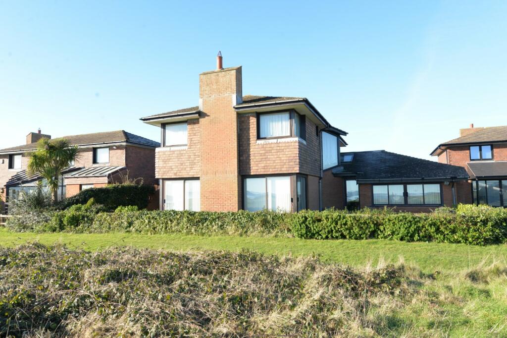 Additional image 18 of Barton Green, Barton on Sea, New Milton, Hampshire, BH25
