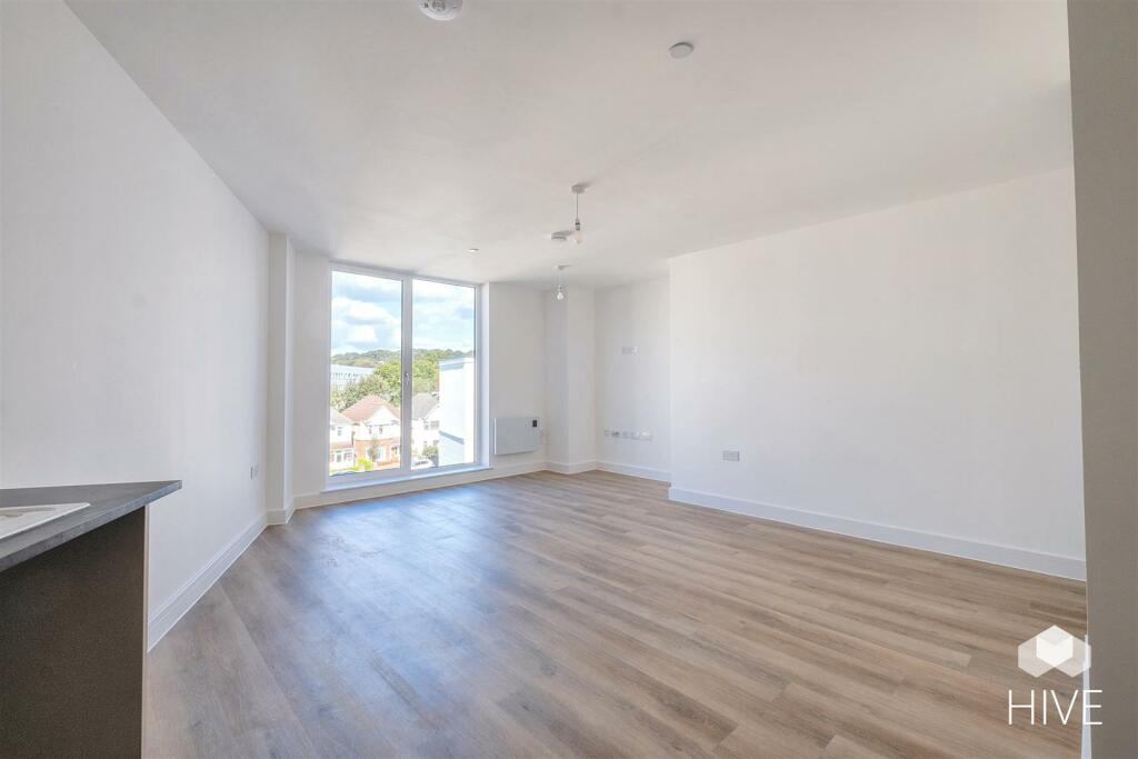 Additional image 3 of The Sloop, Commercial Road, Poole