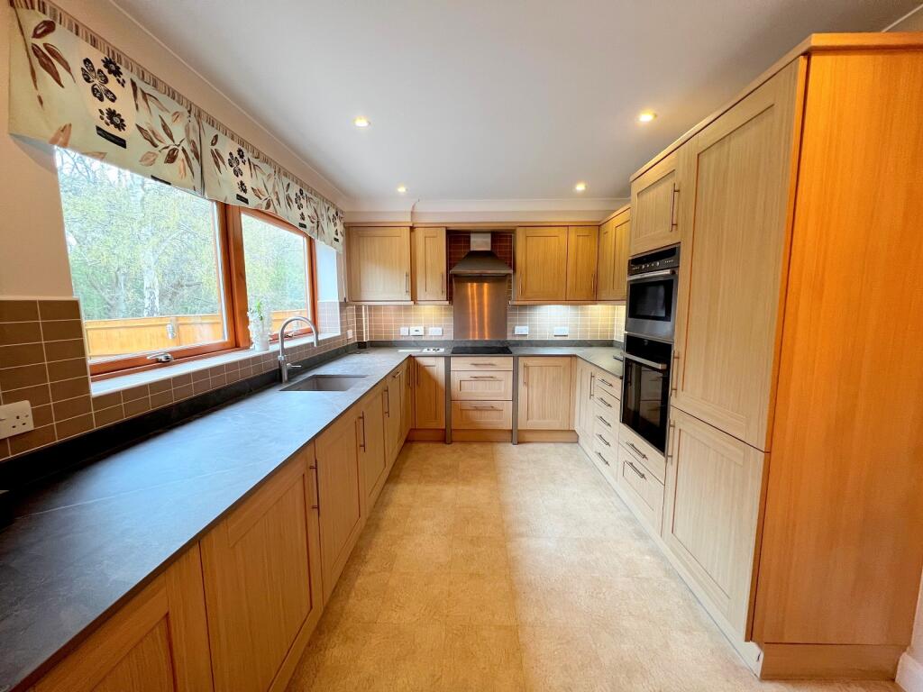 Additional image 11 of Brook Avenue, New Milton, Hampshire. BH25 5HD