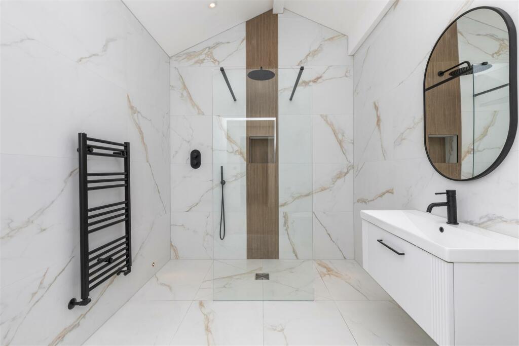 Additional image 9 of 3 Kents Yard