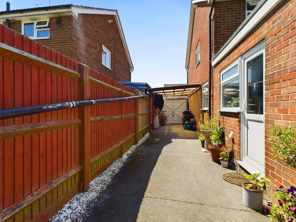 Additional image 20 of Lincoln Road, Worthing, BN13