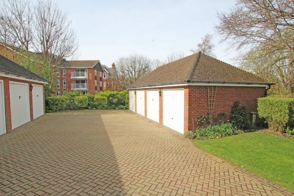 Additional image 21 of Silverdale Road, Eastbourne, BN20 7EY