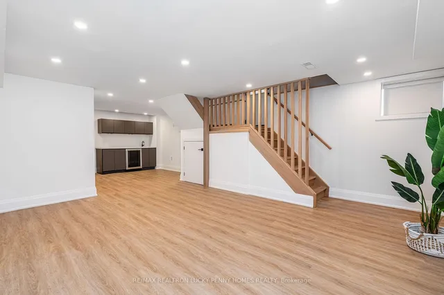 Additional image 35 of 447 Soudan Ave