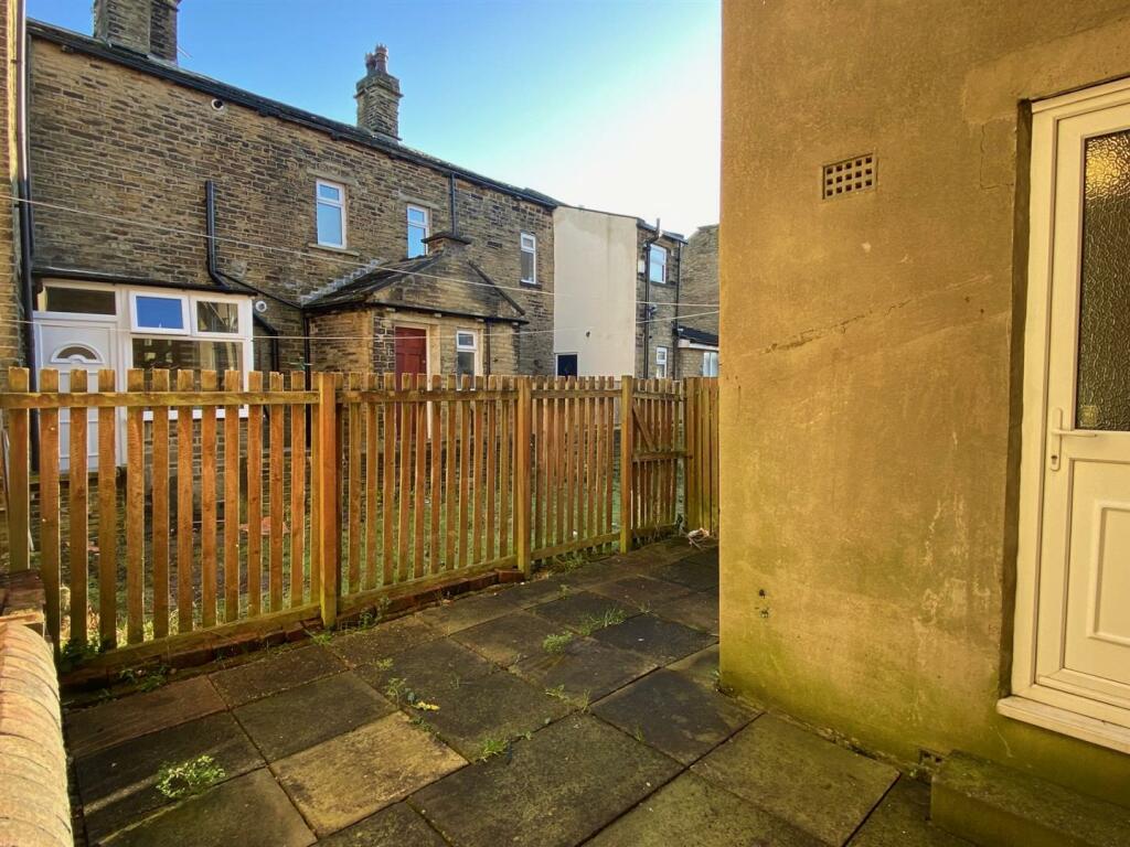 Additional image 17 of Huddersfield Road, Wyke