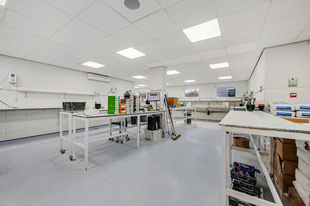 Additional image 4 of LAKESIDE HOUSE, WATERSIDE BUSINESS PARK, SMITHS ROAD, BOLTON, GREATER MANCHESTER, BL3 2QJ