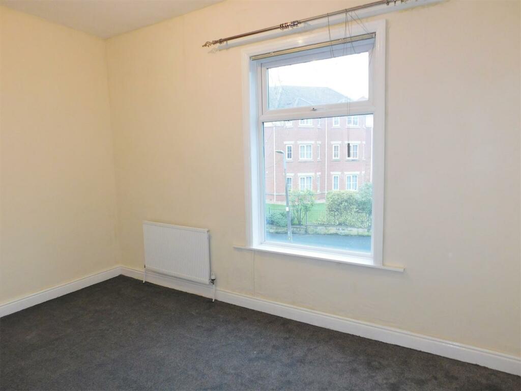 Additional image 3 of Mosley Avenue, Seedfield, Bury