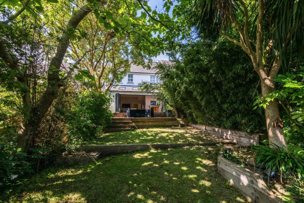 Additional image 19 of Woodland Drive, Hove