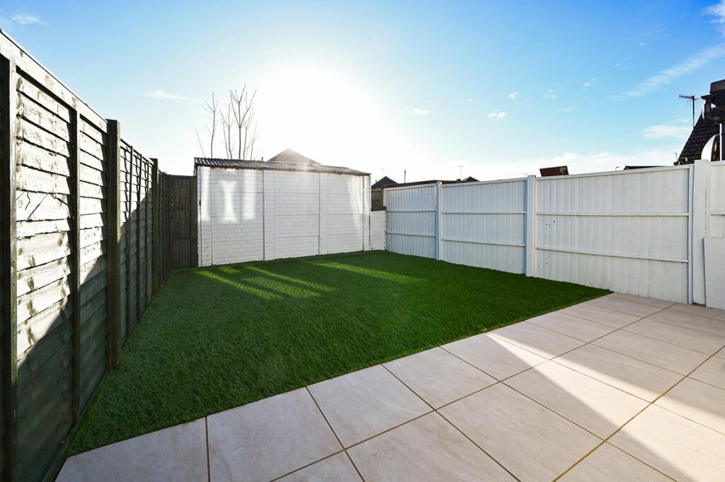 Additional image 12 of Freshbrook Road, Lancing, BN15