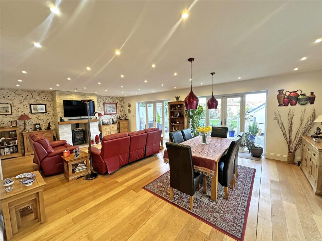 Additional image 9 of Beechwood Avenue, New Milton, Hampshire, BH25