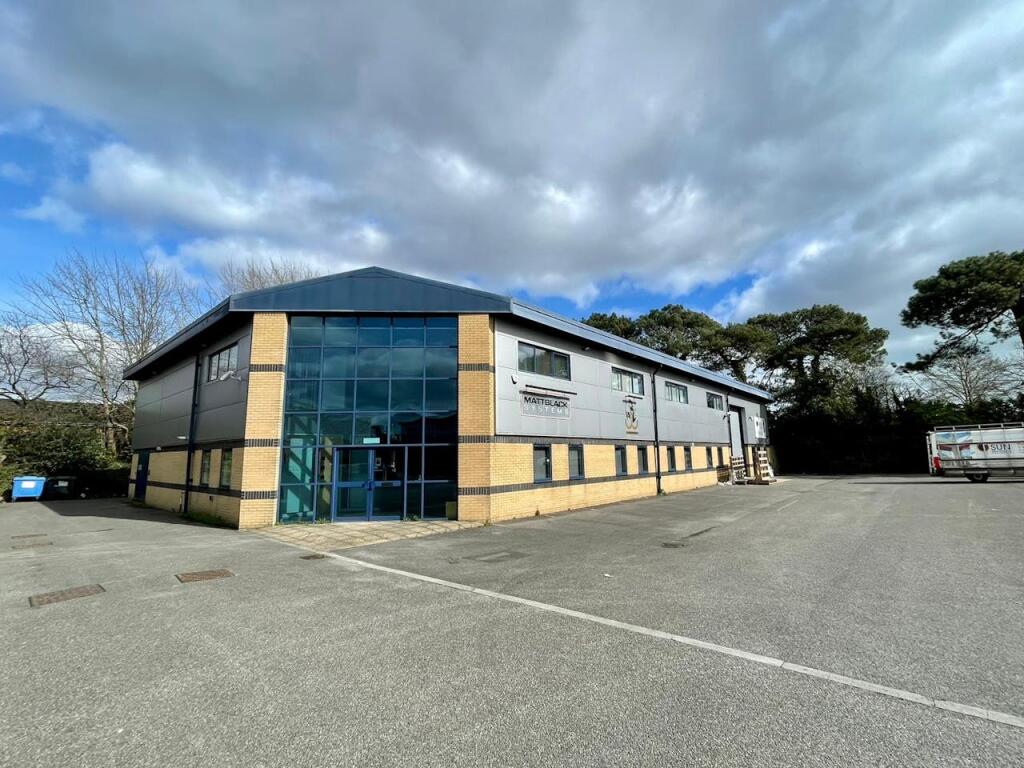 Additional image 17 of Unit 4 Broom Road Business Park, Broom Road, Poole, BH12 4PA