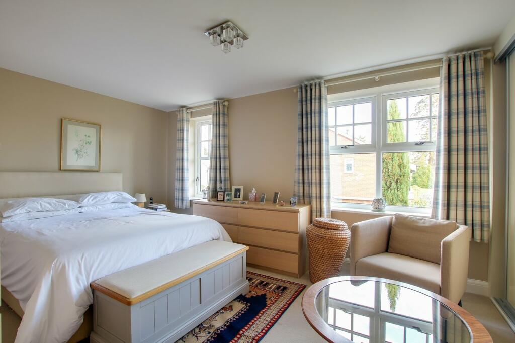 Additional image 11 of Homefield Close, Winkton, Christchurch, BH23