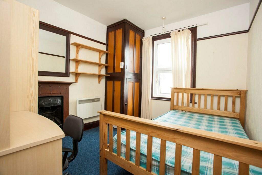 Additional image 10 of WINTON Student House - EDGEHILL RD