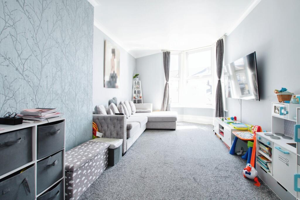 Additional image 19 of Holdenhurst Road, Bournemouth, Dorset, BH8