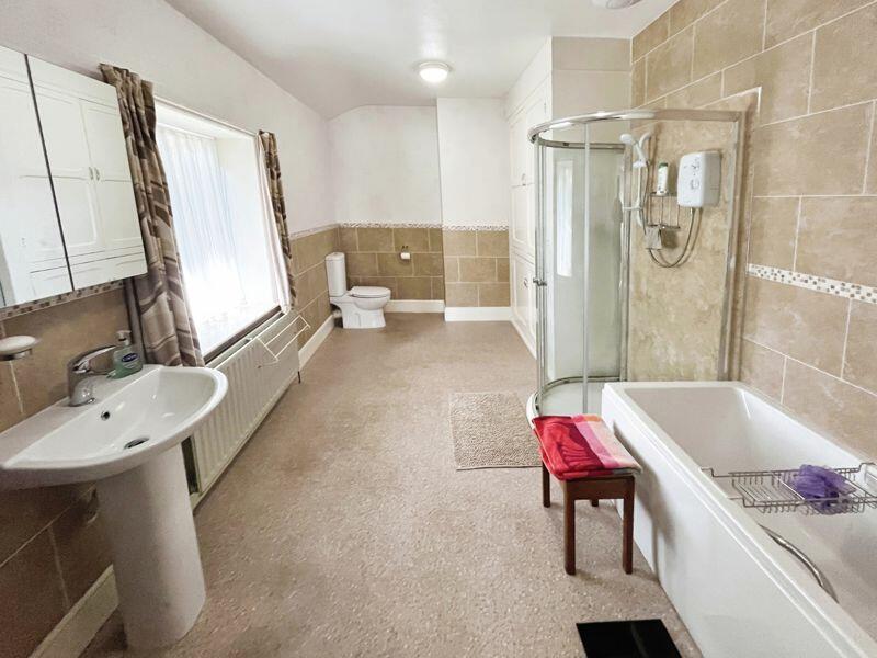 Additional image 11 of Woodsleigh Cottage, Lady Bridge Lane, Heaton