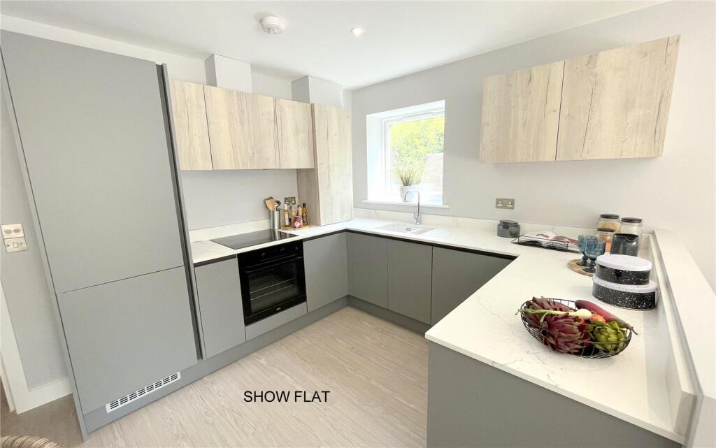 Additional image 5 of Vita Maris, 19-21 Wortley Road, Highcliffe, Dorset, BH23