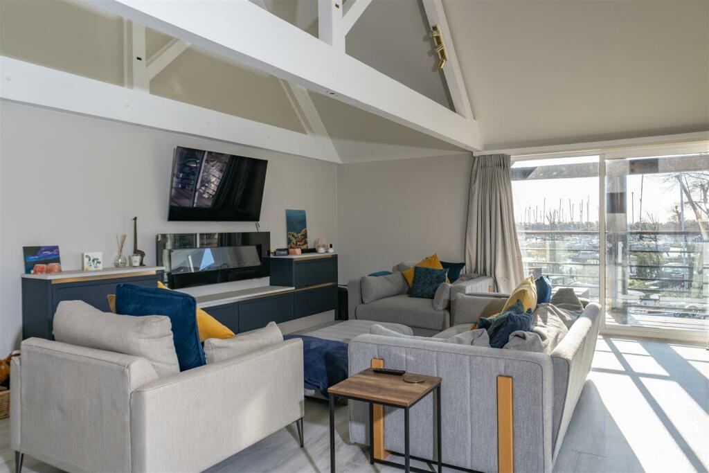 Additional image 22 of Rossiters Quay, Christchurch