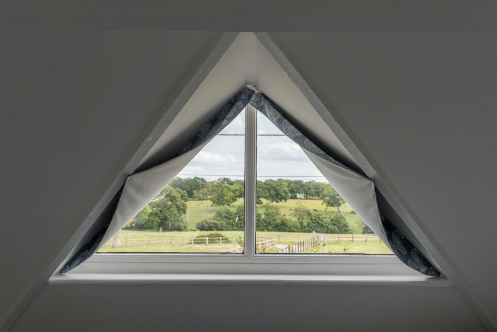 Additional image 8 of Ossemsley, Christchurch, BH23