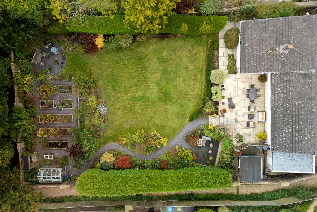 Additional image 2 of Broadstone