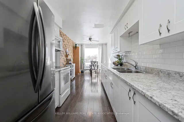 Additional image 14 of 44 Village Crt Unit 22