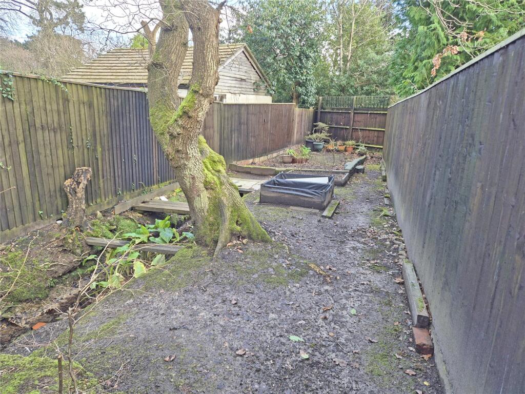 Additional image 18 of Dilly Lane, Barton on Sea, New Milton, Hampshire, BH25