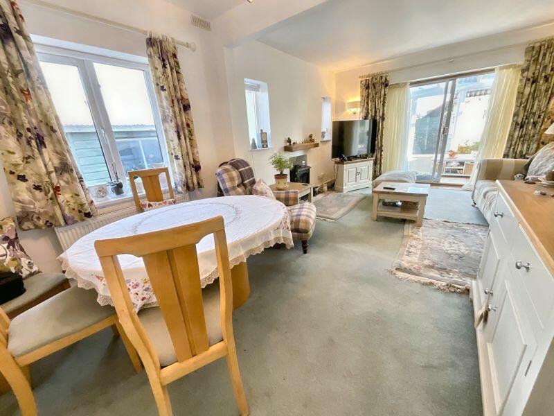 Additional image 5 of CHRISTCHURCH TOWN CENTRE