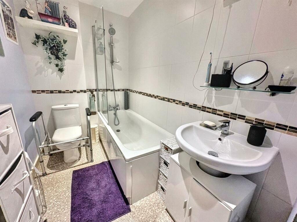 Additional image 4 of Seaside, Eastbourne